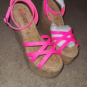 Dollskill Pink Wedges